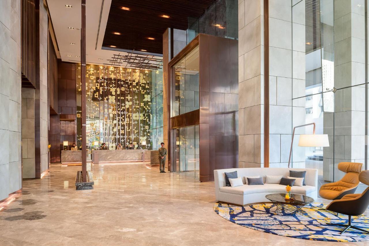 Hotel Nikko Bangkok - SHA Extra Plus Certified Kültér fotó Lobby